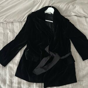 Liviana Conti Black Velvet Wrap Blazer with Belt – Size 46 (M/L)
